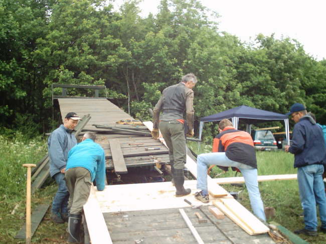 IMAGE0044